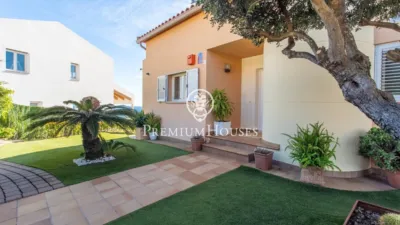 House in Can Valmanya photo 4