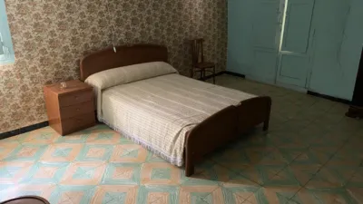 Casa en venta en Monreal del Campo, Monreal del Campo de 44.000 €