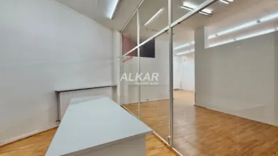 Local comercial en venta en Calle de Raimundo Lanas, Griselas-Gardachales (Tudela) de 220.000 €