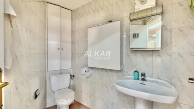 Local comercial en venta en Calle de Raimundo Lanas, Griselas-Gardachales (Tudela) de 220.000 €