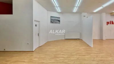 Local comercial en venta en Calle de Raimundo Lanas, Griselas-Gardachales (Tudela) de 220.000 €