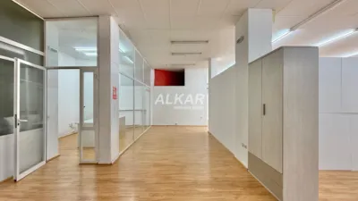 Local comercial en venta en Calle de Raimundo Lanas, Griselas-Gardachales (Tudela) de 220.000 €