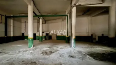 Local comercial en venta en Calle de los Amigos del País, Queiles (Tudela) de 425.000 €
