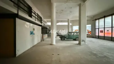 Local comercial en venta en Calle de los Amigos del País, Queiles (Tudela) de 425.000 €