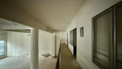 Local comercial en venta en Calle de los Amigos del País, Queiles (Tudela) de 425.000 €