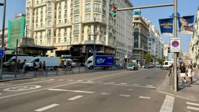 Flat on Calle de Barbieri photo 6