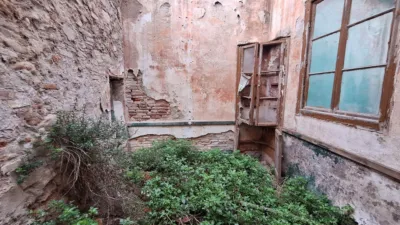 Terraced house on Carrer de Salvany photo 16