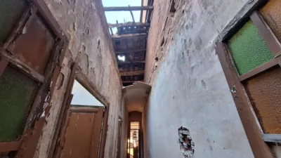 Terraced house on Carrer de Salvany photo 8