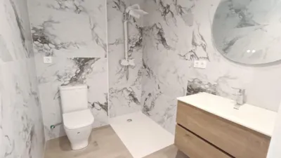 Piso en venta en Carrer de la Maladeta, cerca de Carrer de la Llanera, Ca n'Oriac (Sabadell) de 265.000 €