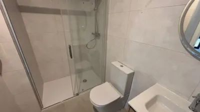Apartment on Carrer de Lepant photo 13