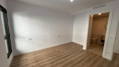 Apartment on Carrer de Lepant photo 16