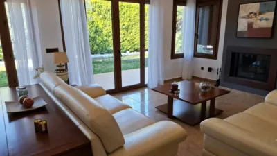 Chalet in Urb. Montepinar photo 12