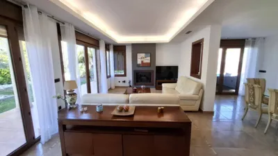 Chalet in Urb. Montepinar photo 9