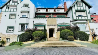 Duplex on Avenida Zugatzarte Etorbidea photo 2