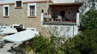 Terraced house on Molino Street photo 13