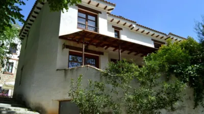Terraced house on Molino Street photo 16
