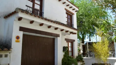 Terraced house on Molino Street photo 4