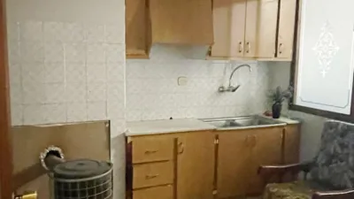 Casa en venta en Calle de Amunt, cerca de Carrer Santa Bárbara, Vilanova d'Alcolea de 75.000 €