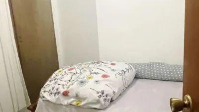 Casa en venta en Calle de Amunt, cerca de Carrer Santa Bárbara, Vilanova d'Alcolea de 75.000 €