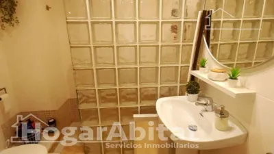 Flat on Calle de Ramón Gallud photo 16