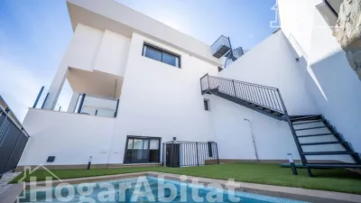 Terraced house on Alicante Street photo 23