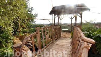 Chalet en venta en Calle Enmig, Borriol de 245.000 €