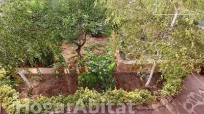 Chalet en venta en Calle Enmig, Borriol de 245.000 €