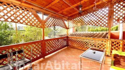 Chalet en calle Enmig photo 3
