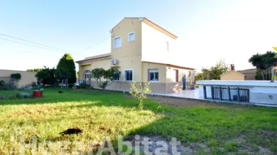 Chalet in Urbanización de Bomba photo 2