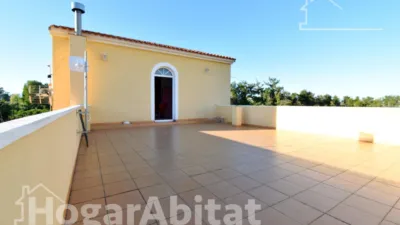 Chalet in Urbanización de Bomba photo 3