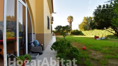 Chalet in Urbanización de Bomba photo 6