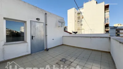 House on Avinguda 25 d'Abril photo 52