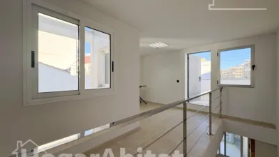 House on Avinguda 25 d'Abril photo 82