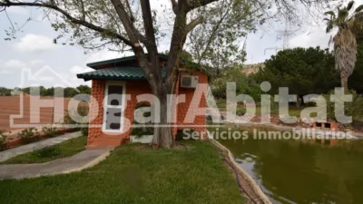 Chalet on Ronda del Puig de Santa María photo 2