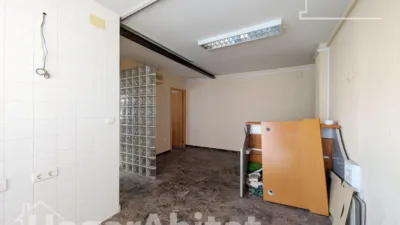 Flat on Calle de Valdés photo 25