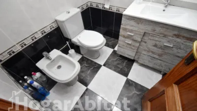 Piso en venta en Carrer de Barrachina, cerca de Avinguda de València, Sur (Castelló de la Plana) de 90.000 €