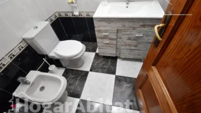 Piso en venta en Carrer de Barrachina, cerca de Avinguda de València, Sur (Castelló de la Plana) de 90.000 €