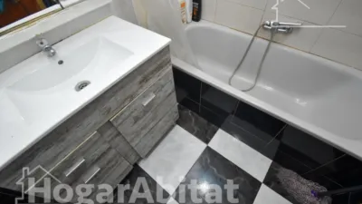 Piso en venta en Carrer de Barrachina, cerca de Avinguda de València, Sur (Castelló de la Plana) de 90.000 €