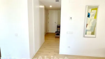 Apartment on Torres de Quarte Street photo 33