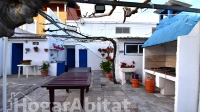 Chalet on Carrer de Hort de la Boscà photo 6
