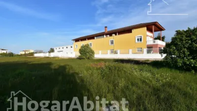 Chalet on Carrer de Hort de la Boscà photo 78