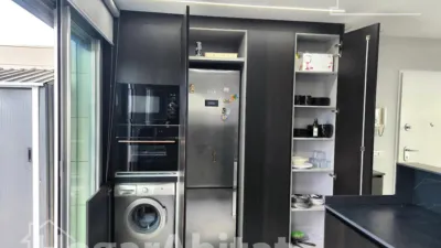 Top-floor flat in Carrer Santa Maria Mazzarello photo 4