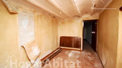 House on Aragol Street photo 54