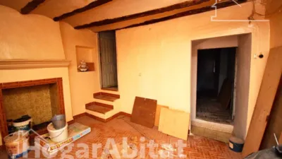 House on Aragol Street photo 56