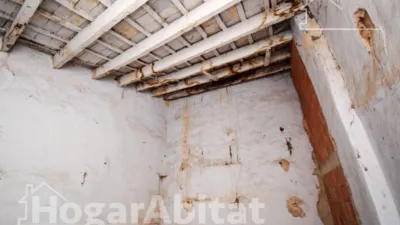 House on Aragol Street photo 64