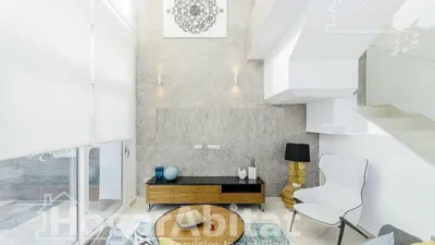 Chalet on Ciudad de Barcelona Street photo 14