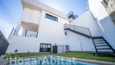 Terraced house on Alicante Street photo 23