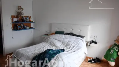 Apartment on Calle de Valencia photo 16