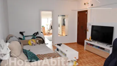 Apartment on Calle de Valencia photo 2