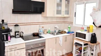 Apartment on Calle de Valencia photo 6